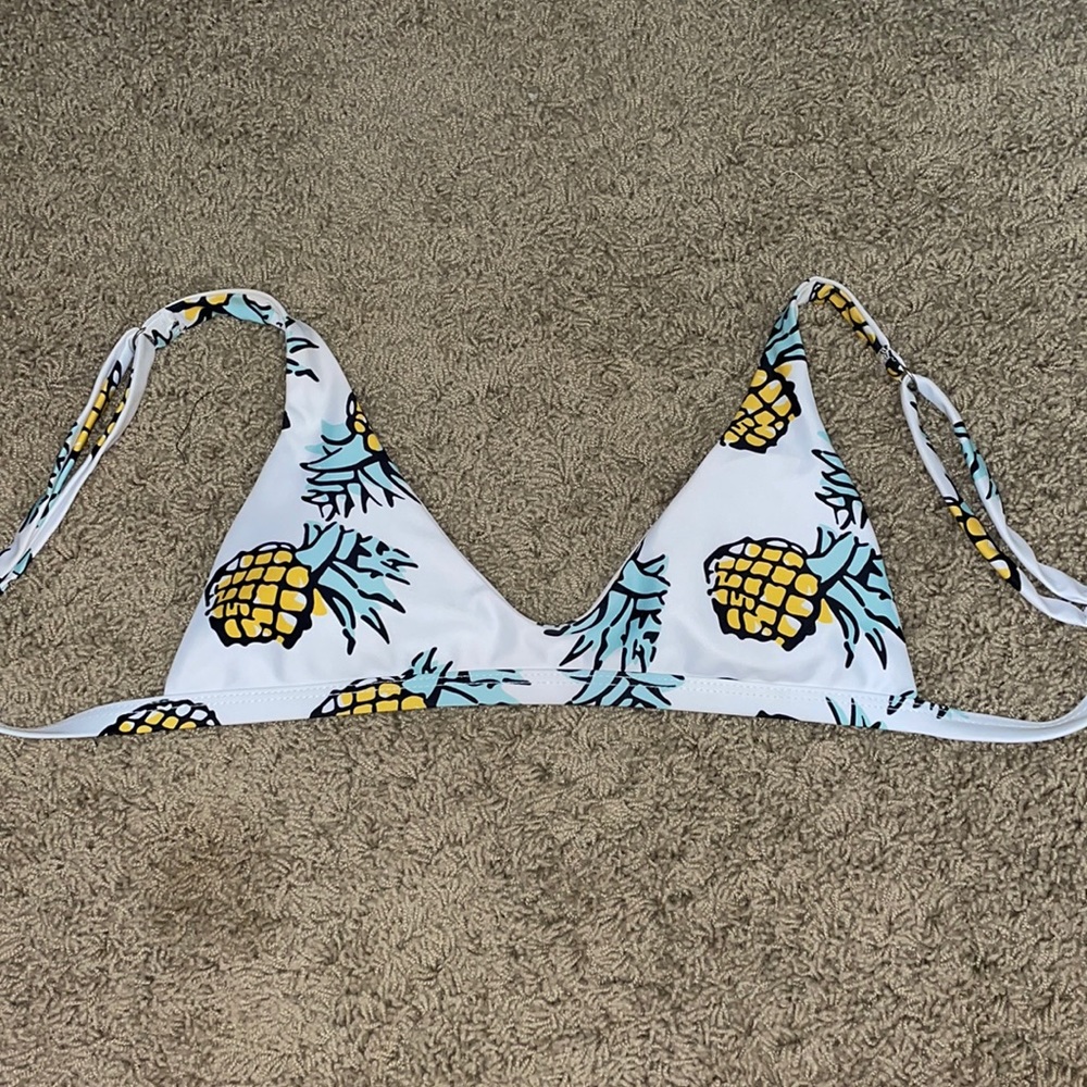 Size small bathing suit top